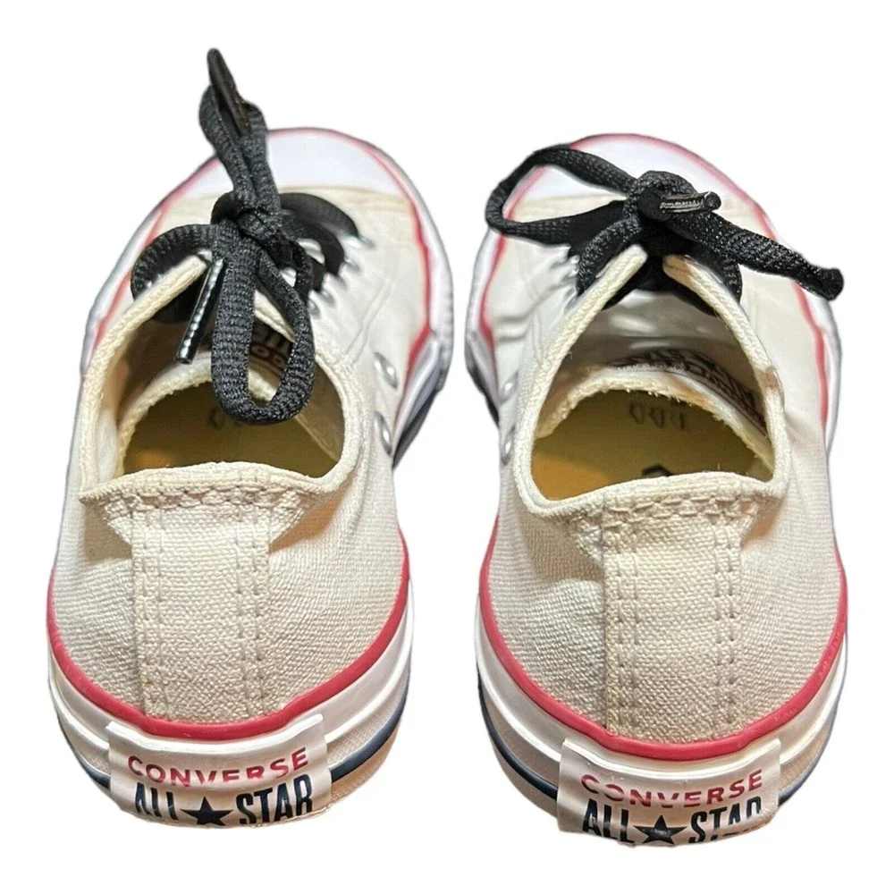 Converse Chuck Taylor All Star Optical White Sneakers Youth Size 13 (3J256)
